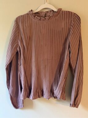 Easel Los Angeles- Mauve Pleated Ruffle Long Sleeve Blouse Size Small